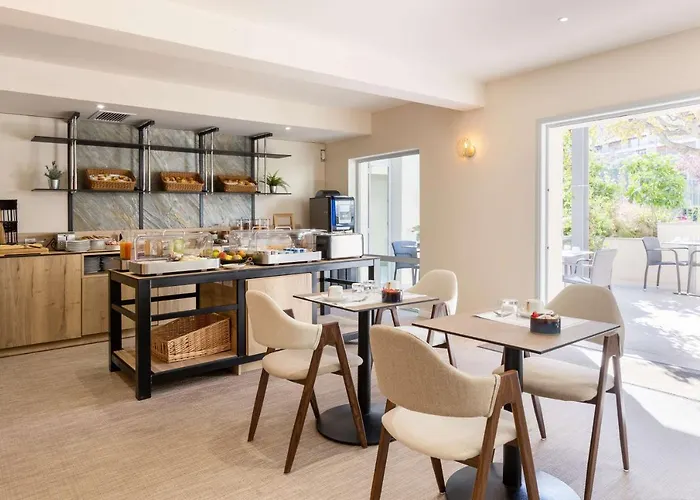 Western & Coeur De Отель Каси