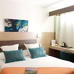 Western & Coeur De Hotell 3*