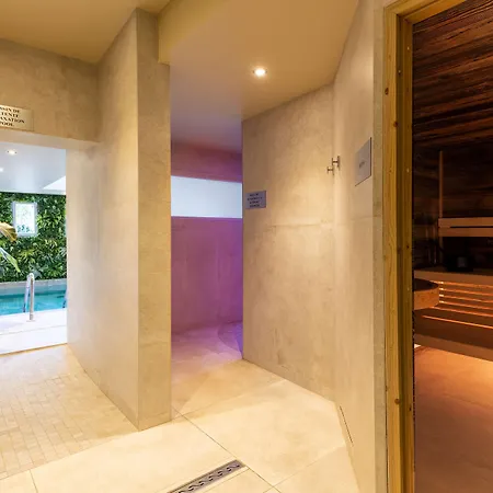 Western & Coeur De Hotell