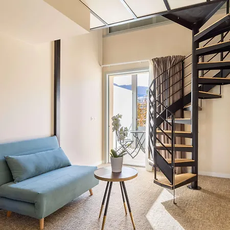 Western & Coeur De 3* Cassis